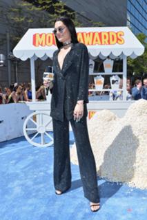 Jessie J feet photo thumbnail