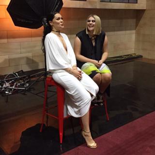 Jessie J feet photo thumbnail