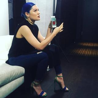 Jessie J feet photo thumbnail
