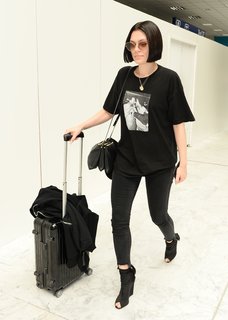Jessie J feet photo thumbnail