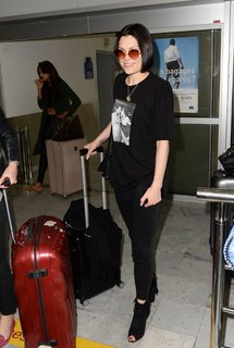 Jessie J feet photo thumbnail