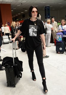 Jessie J feet photo thumbnail