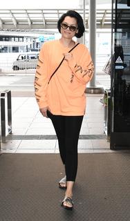 Jessie J feet photo thumbnail