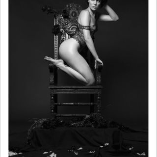 Jessie J feet photo thumbnail