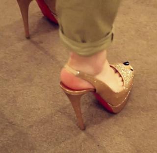 Jessie J feet photo thumbnail