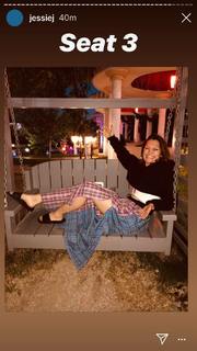 Jessie J feet photo thumbnail