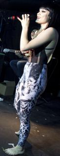 Jessie J feet photo thumbnail