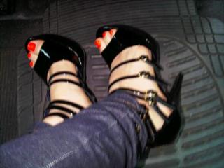 Jessie J feet photo thumbnail