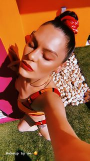 Jessie J feet photo thumbnail