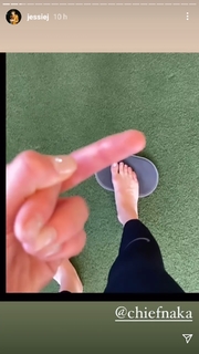 Jessie J feet photo thumbnail