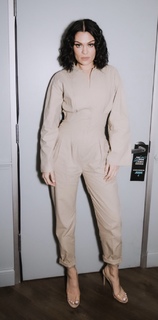 Jessie J feet photo thumbnail