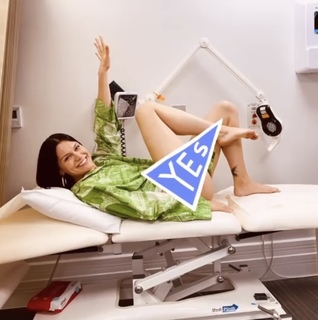 Jessie J feet photo thumbnail