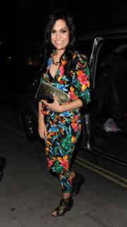 Jessie J feet photo thumbnail
