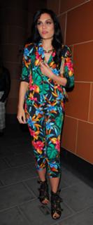 Jessie J feet photo thumbnail