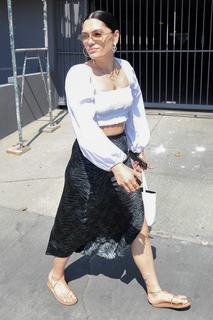 Jessie J feet photo thumbnail