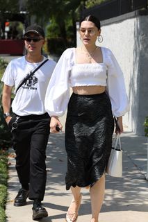 Jessie J feet photo thumbnail