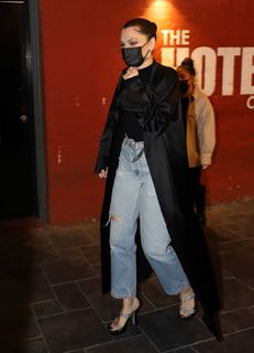 Jessie J feet photo thumbnail