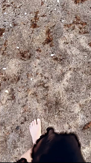 Jessie J feet photo thumbnail