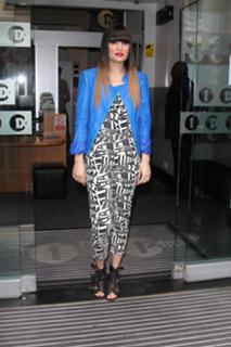 Jessie J feet photo thumbnail