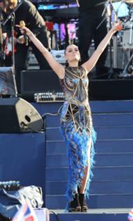 Jessie J feet photo thumbnail