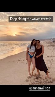 Jessie J feet photo thumbnail