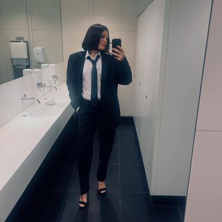 Jessie J feet photo thumbnail