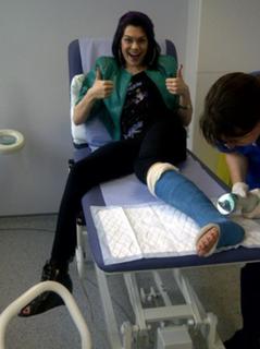 Jessie J feet photo thumbnail