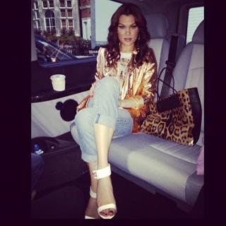 Jessie J feet photo thumbnail