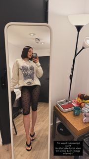 Jessie J feet photo 2