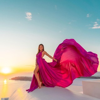 Jessie James Decker feet photo thumbnail