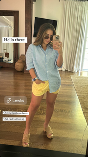 Jessie James Decker feet photo thumbnail