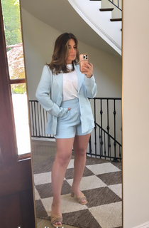 Jessie James Decker feet photo thumbnail