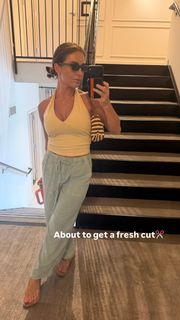 Jessie James Decker feet photo 3