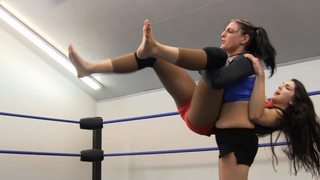 Jessie McKay feet photo thumbnail