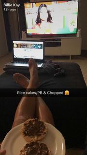 Jessie McKay feet photo thumbnail