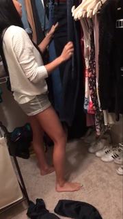 Jessie McKay feet photo thumbnail