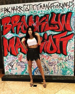 Jessie McKay feet photo thumbnail