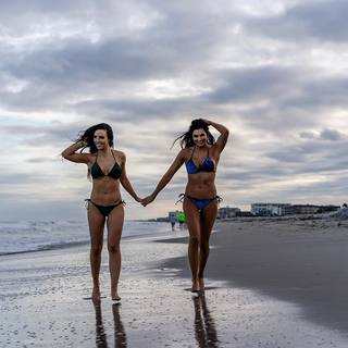 Jessie McKay feet photo thumbnail