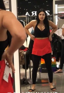 Jessie McKay feet photo thumbnail