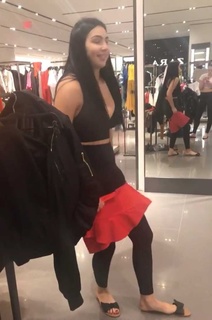 Jessie McKay feet photo thumbnail