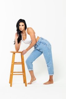 Jessie McKay feet photo thumbnail