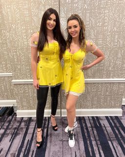 Jessie McKay feet photo thumbnail