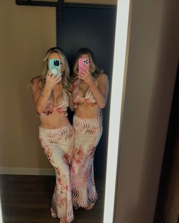 Jessie McKay feet photo thumbnail