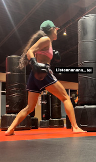 Jessie Reyez feet photo 15