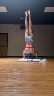 Jessie Reyez feet photo 2
