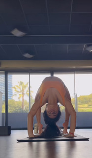 Jessie Reyez feet photo 1