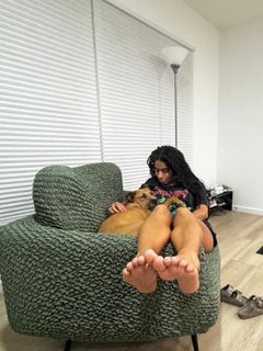Jessie Reyez feet photo 18