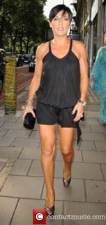 Jessie Wallace feet photo 6