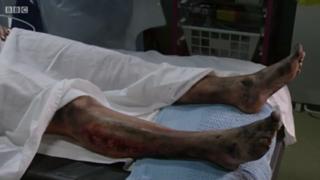 Jessie Wallace feet photo 2