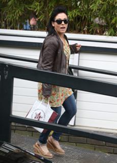 Jessie Wallace feet photo 16